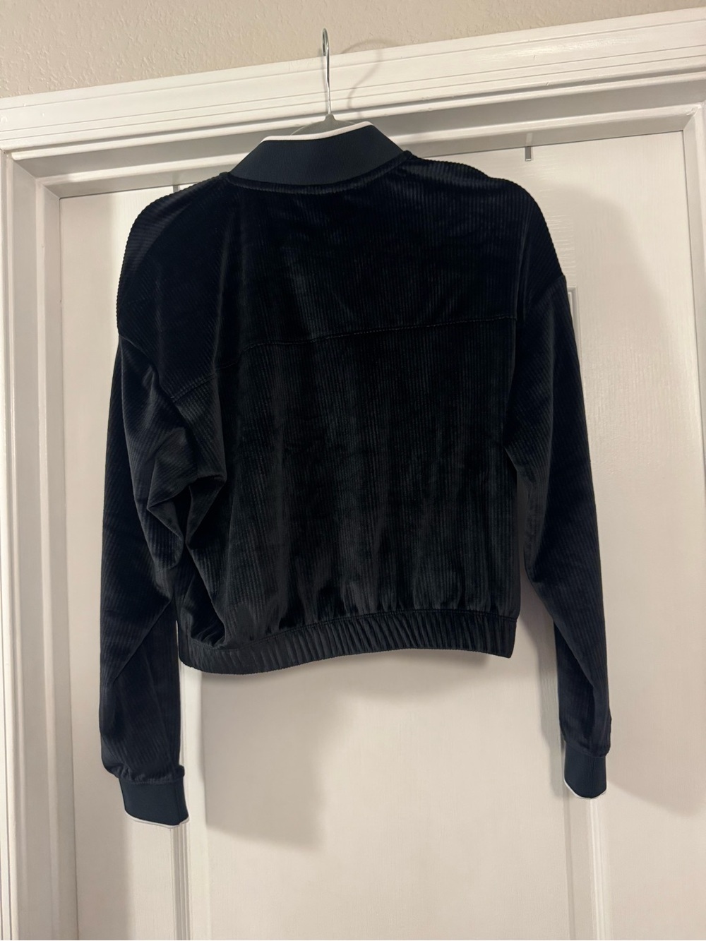 Victoria's Secret Black Ribbed Velour Loungewear Matching Set - Picture 11 of 16